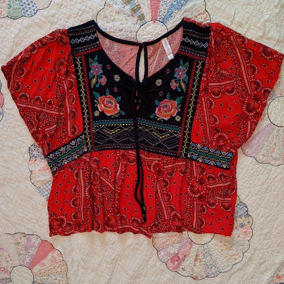 Xhilaration Tops - Xhilaration Embroidered Crop Top